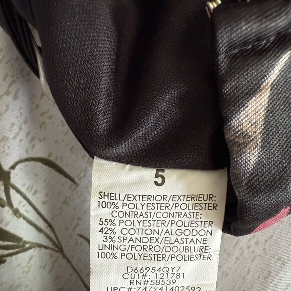 SPEECHLESS Floral Dress - Picture 5 of 11